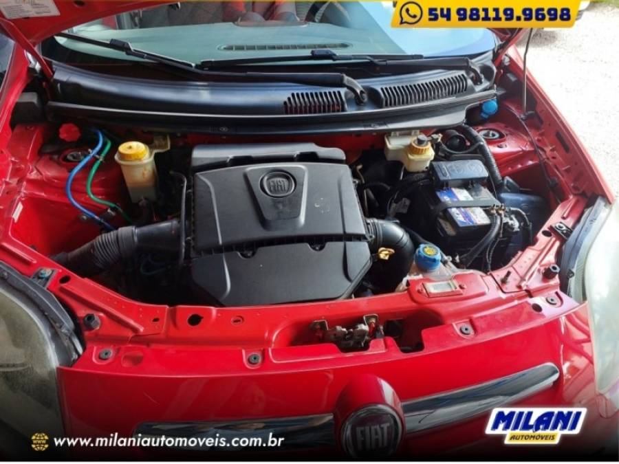 FIAT - PALIO - 2012/2013 - Vermelha - R$ 42.900,00
