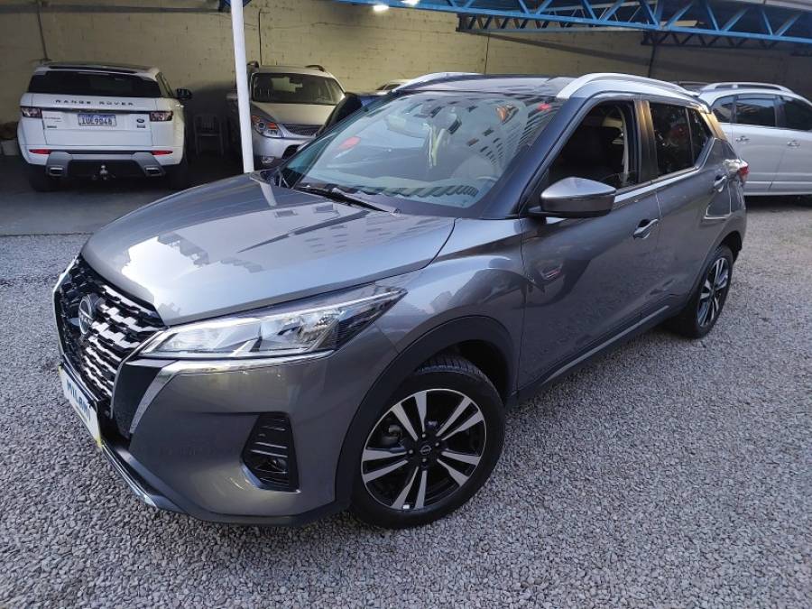 NISSAN - KICKS - 2023/2024 - Cinza - R$ 119.900,00