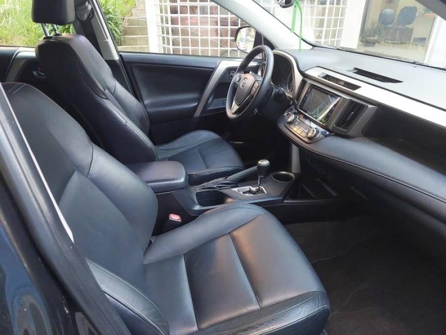 TOYOTA - RAV4 - 2014/2014 - Preta - R$ 89.900,00