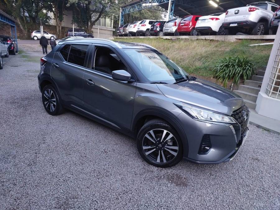 NISSAN - KICKS - 2023/2024 - Cinza - R$ 119.900,00