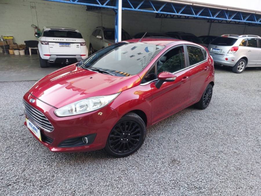 FORD - FIESTA - 2014/2015 - Vinho - R$ 52.500,00