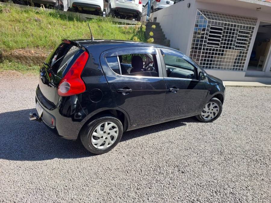 FIAT - PALIO - 2013/2013 - Branca - R$ 36.500,00