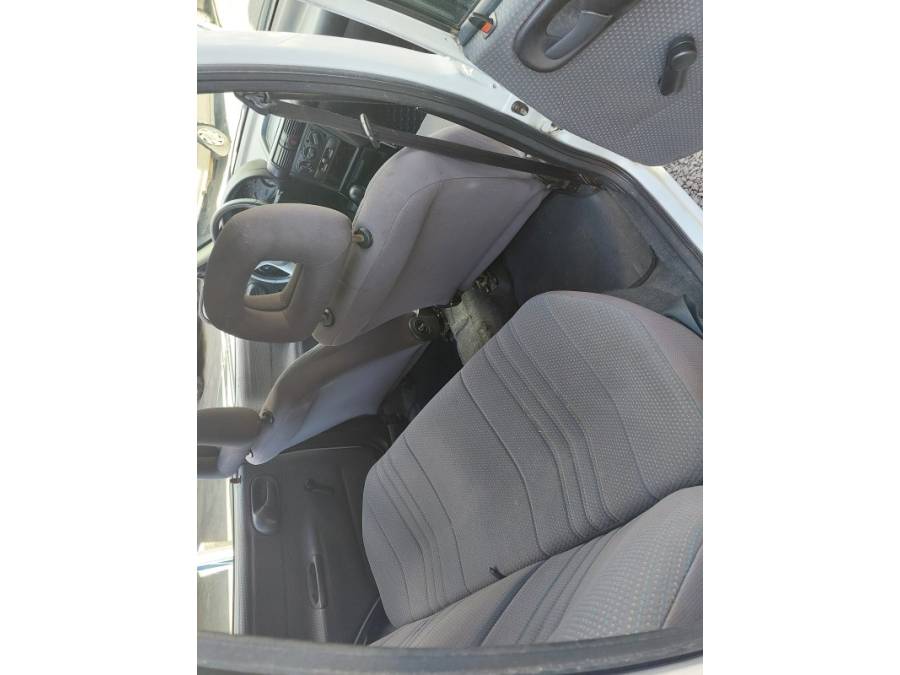 CHEVROLET - CORSA - 1998/1999 - Branca - R$ 14.900,00