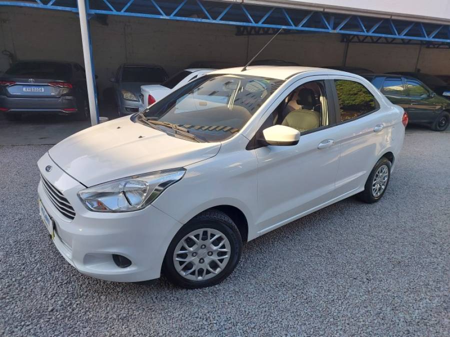 FORD - KA - 2017/2018 - Branca - R$ 45.900,00