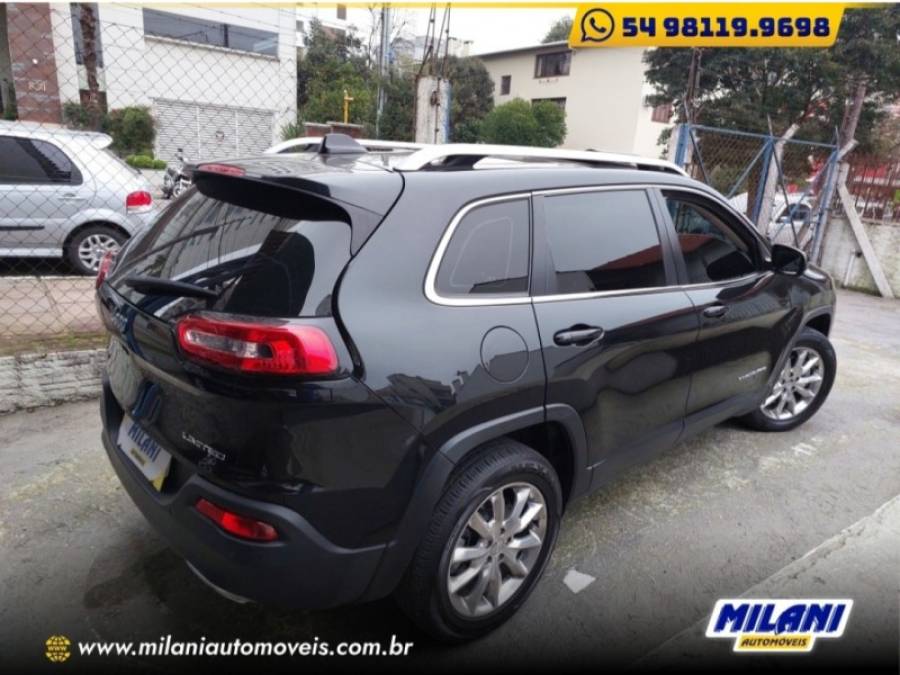 JEEP - CHEROKEE - 2015/2015 - Preta - R$ 97.900,00