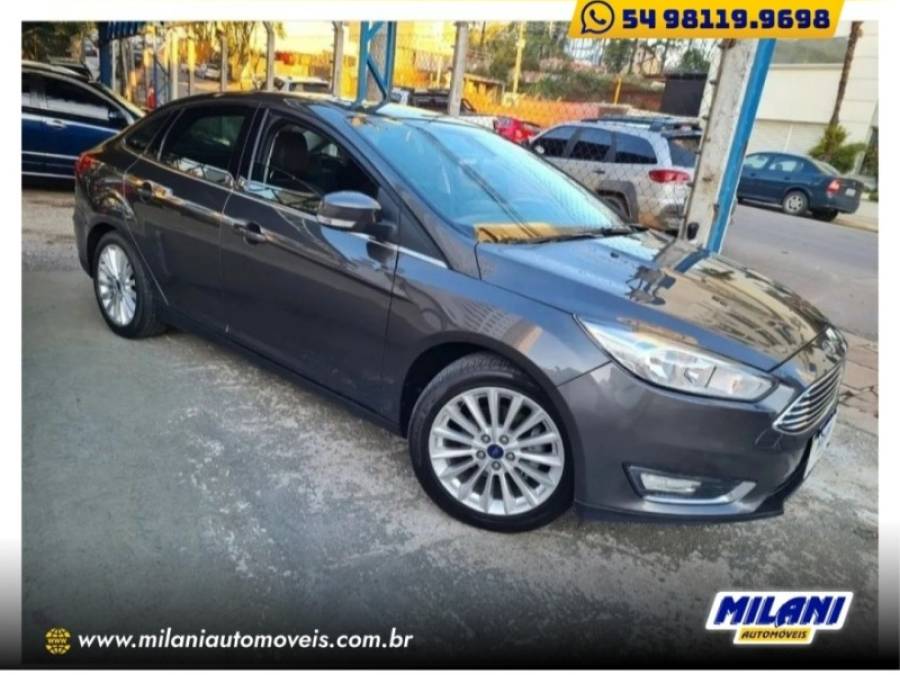 FORD - FOCUS - 2016/2016 - Cinza - R$ 66.900,00