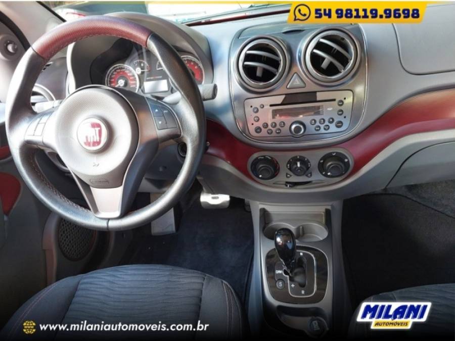 FIAT - PALIO - 2012/2013 - Vermelha - R$ 42.900,00