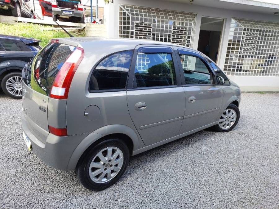 CHEVROLET - MERIVA - 2002/2003 - Bege - R$ 22.800,00