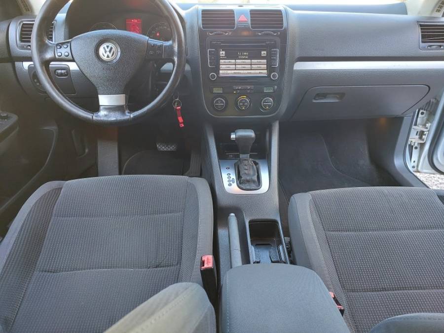 VOLKSWAGEN - JETTA - 2008/2008 - Prata - R$ 43.500,00