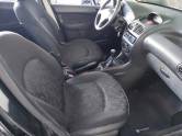 PEUGEOT - 206 - 2008/2008 - Preta - R$ 18.800,00
