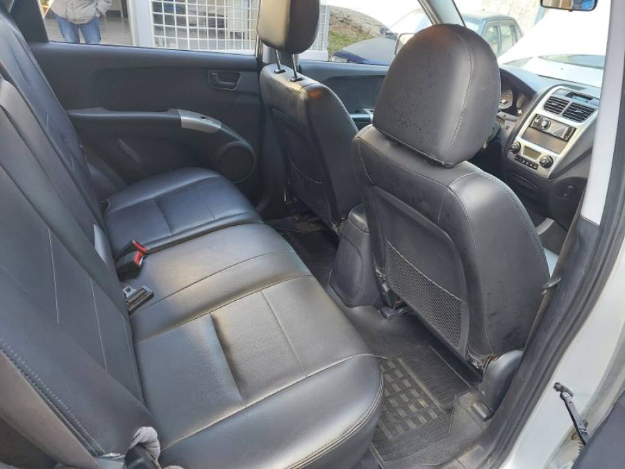 KIA MOTORS - SPORTAGE - 2008/2009 - Prata - R$ 43.500,00