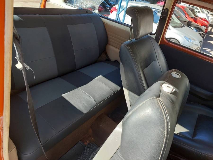 VOLKSWAGEN - VARIANT - 1973/1973 - Laranja - R$ 21.900,00