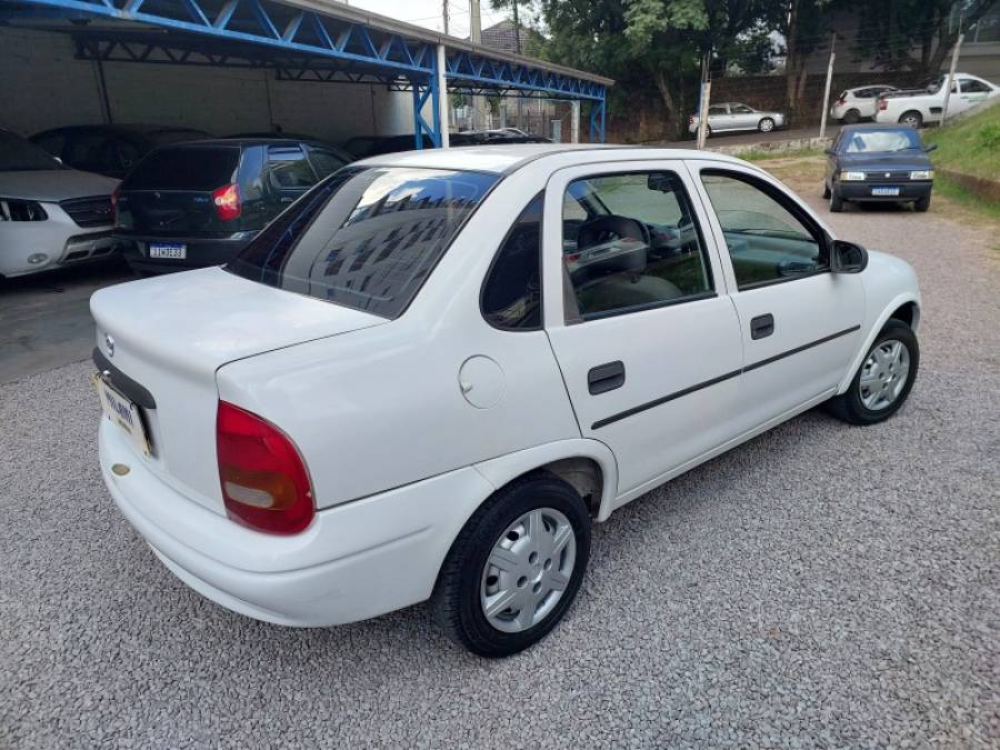 CHEVROLET - CORSA - 1998/1999 - Branca - R$ 14.500,00