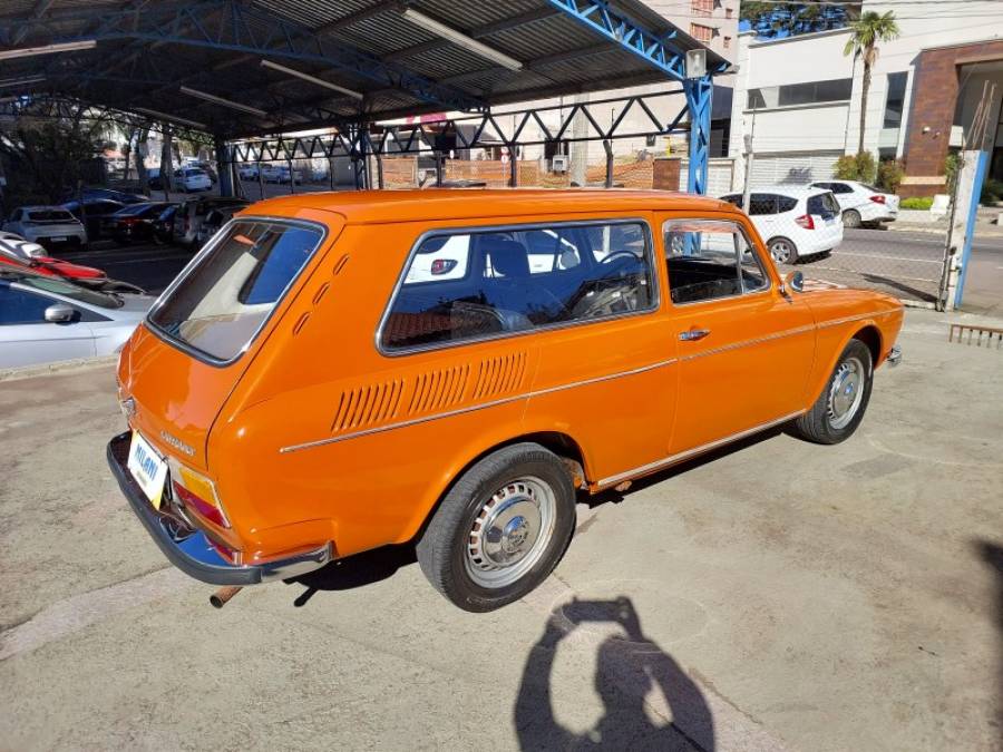 VOLKSWAGEN - VARIANT - 1973/1973 - Laranja - R$ 21.900,00