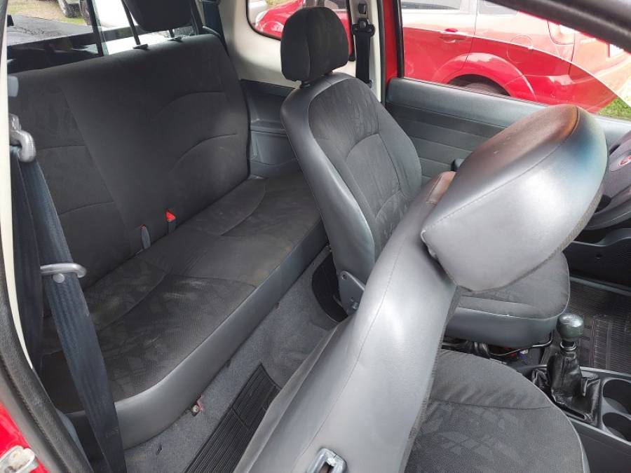 FIAT - STRADA - 2012/2012 - Vermelha - R$ 54.900,00