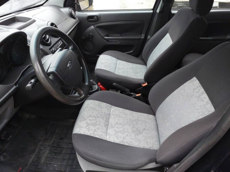 FORD - FIESTA - 2007/2008 - Preta - R$ 26.900,00