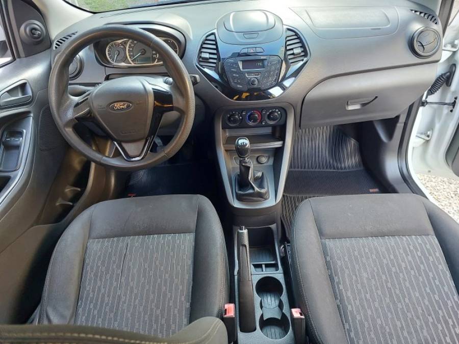 FORD - KA - 2017/2018 - Branca - R$ 45.900,00