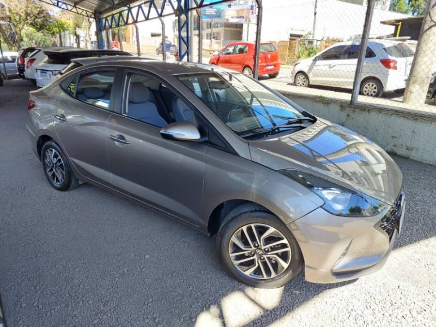 HYUNDAI - HB20S - 2022/2022 - Bege - R$ 84.500,00