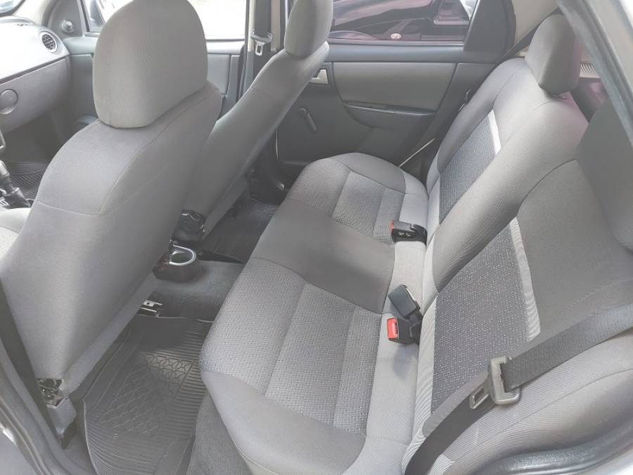 CHEVROLET - CELTA - 2012/2012 - Branca - R$ 32.900,00