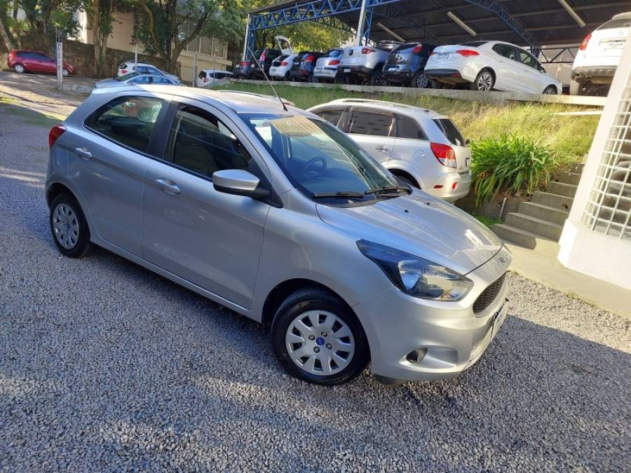 FORD - KA - 2017/2018 - Prata - Sob Consulta