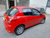 PEUGEOT - 207 - 2013/2014 - Vermelha - R$ 30.900,00