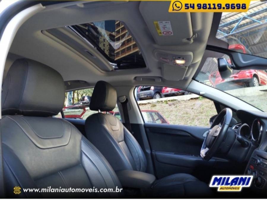 CITROËN - C4 LOUNGE - 2016/2017 - Branca - R$ 64.900,00