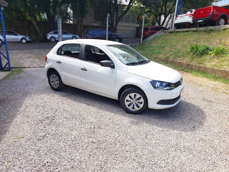 VOLKSWAGEN - GOL - 2014/2015 - Branca - R$ 42.900,00