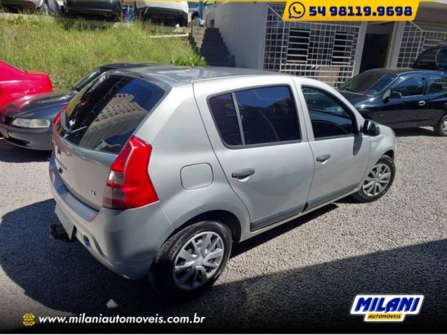 RENAULT - SANDERO - 2012/2012 - Prata - R$ 34.900,00