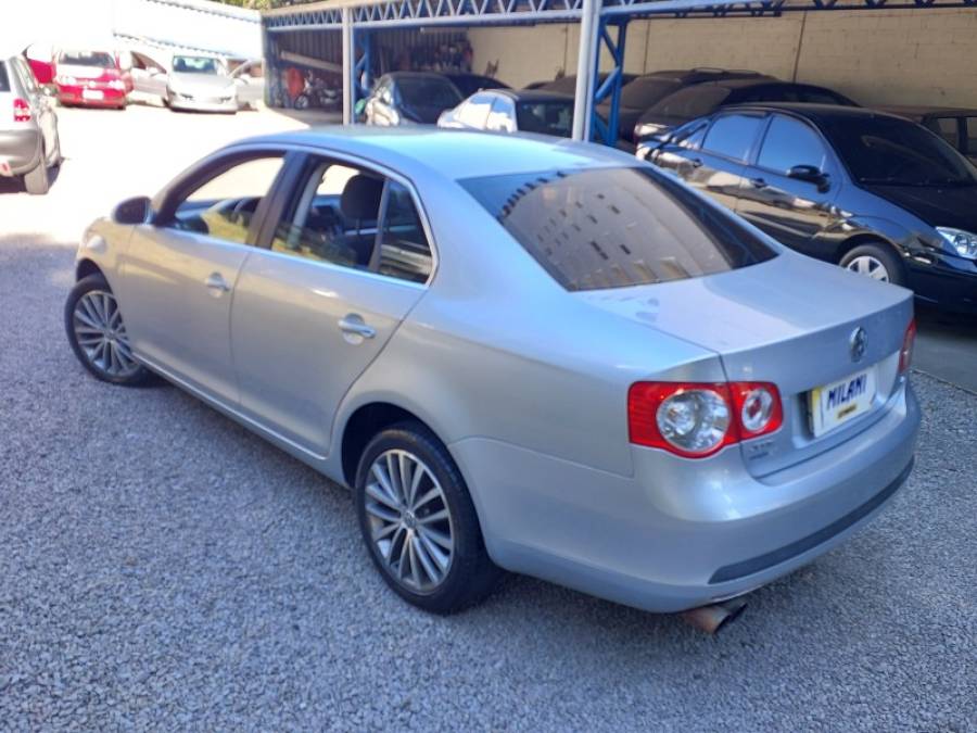 VOLKSWAGEN - JETTA - 2008/2008 - Prata - R$ 43.500,00