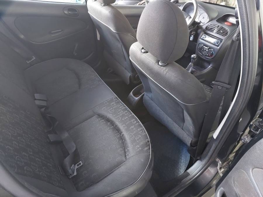 PEUGEOT - 206 - 2008/2008 - Preta - R$ 18.800,00