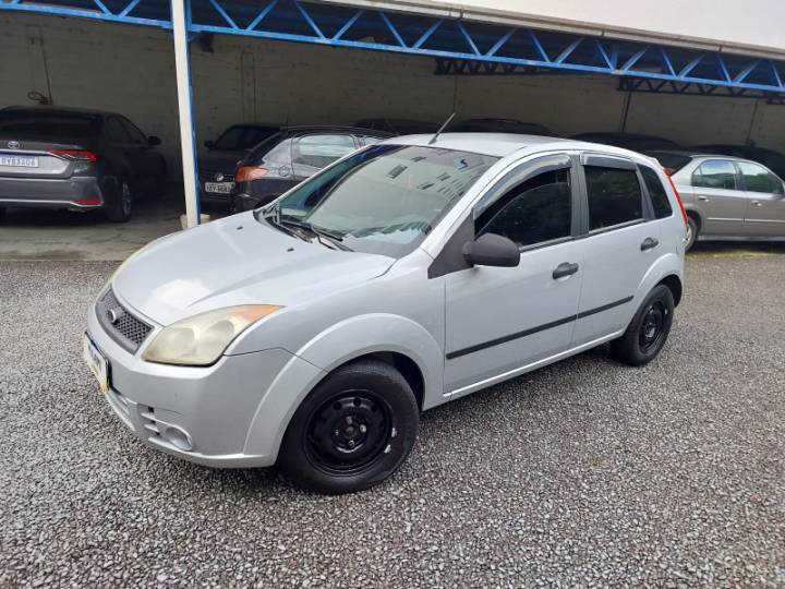 FORD - FIESTA - 2008/2008 - Prata - R$ 26.900,00