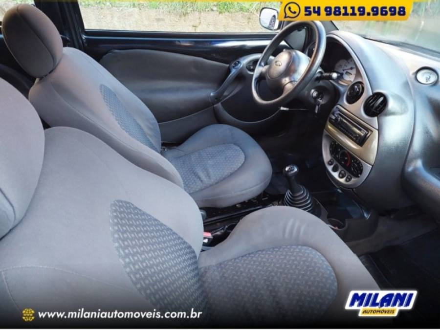 FORD - KA - 2004/2004 - Preta - R$ 17.500,00