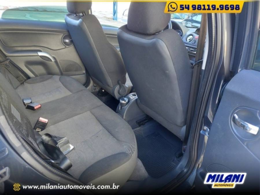 CITROËN - C3 - 2007/2008 - Cinza - R$ 25.900,00