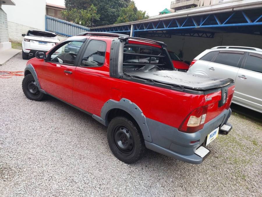 FIAT - STRADA - 2012/2012 - Vermelha - R$ 54.900,00
