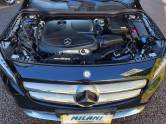 MERCEDES-BENZ - GLA 200 - 2014/2015 - Preta - R$ 111.900,00
