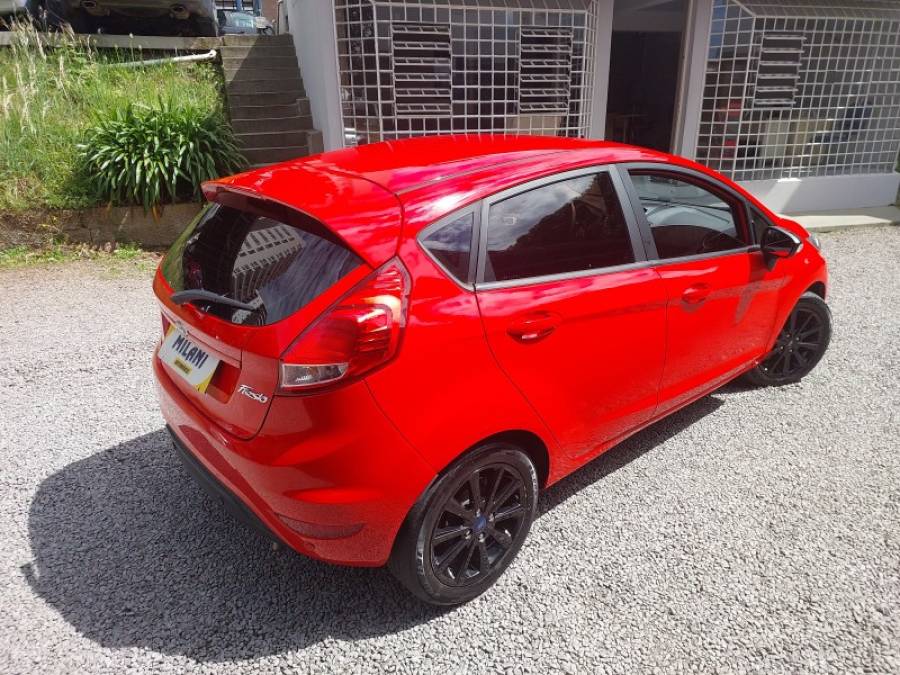 FORD - FIESTA - 2018/2018 - Vermelha - Sob Consulta