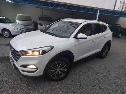 HYUNDAI - TUCSON - 2017/2018 - Branca - R$ 97.900,00