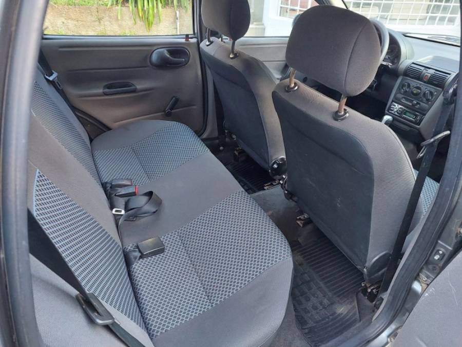 CHEVROLET - CORSA - 2011/2012 - Cinza - R$ 28.900,00