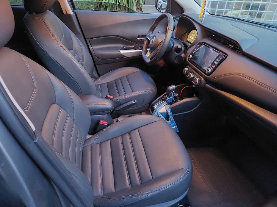 NISSAN - KICKS - 2023/2024 - Cinza - R$ 119.900,00