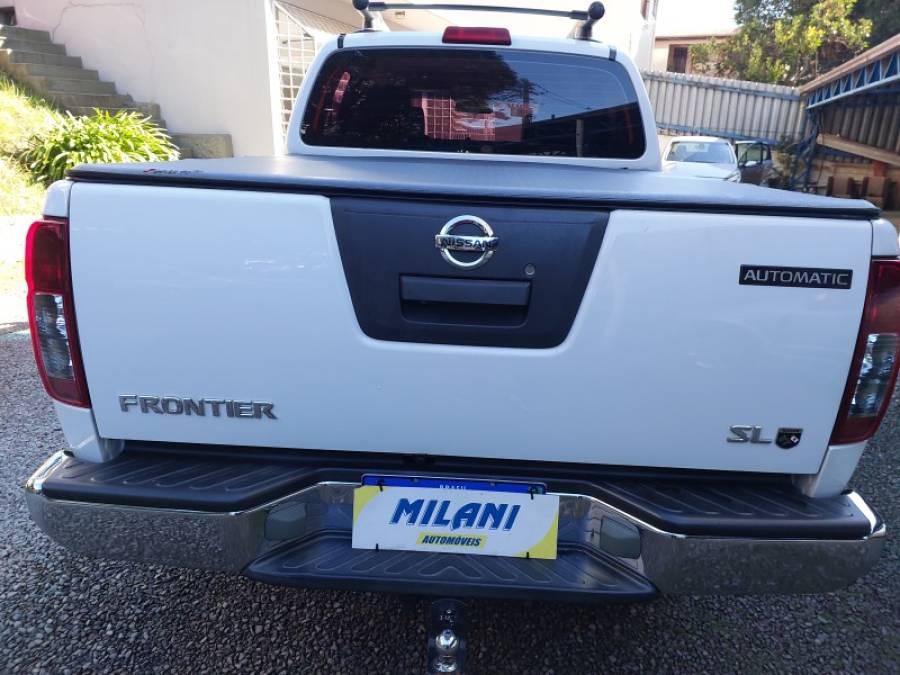 NISSAN - FRONTIER - 2013/2014 - Branca - R$ 102.900,00
