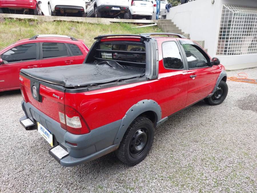 FIAT - STRADA - 2012/2012 - Vermelha - R$ 54.900,00