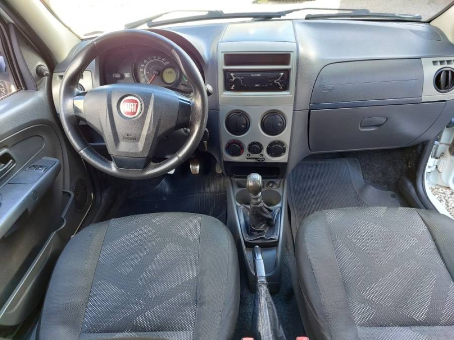 FIAT - PALIO - 2014/2014 - Branca - R$ 35.500,00