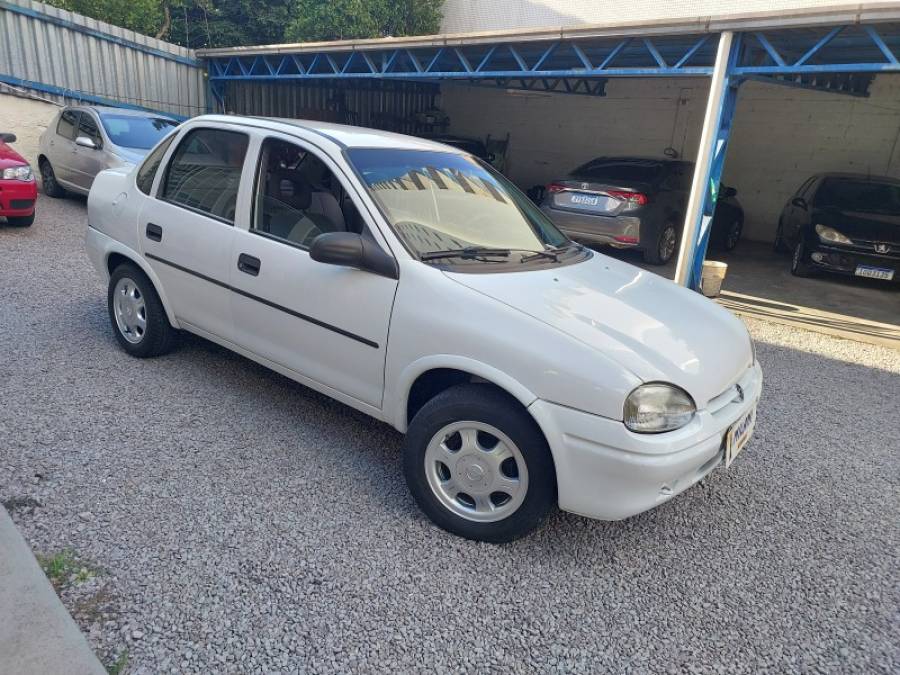 CHEVROLET - CORSA - 1998/1999 - Branca - R$ 14.900,00