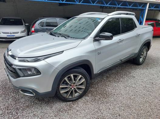 FIAT - TORO - 2018/2019 - Prata - R$ 112.900,00