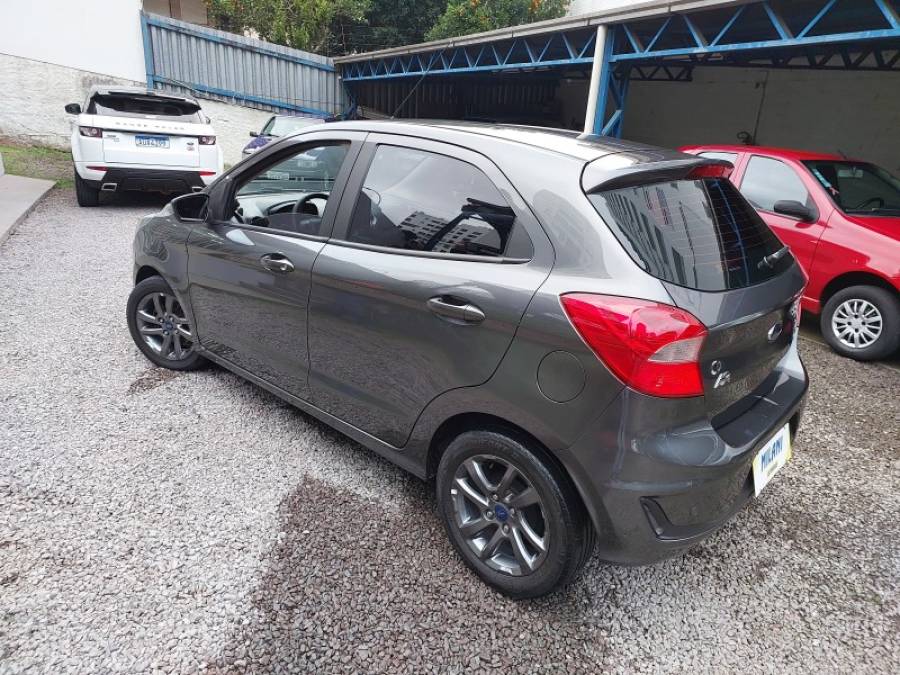 FORD - KA - 2018/2019 - Cinza - R$ 57.500,00