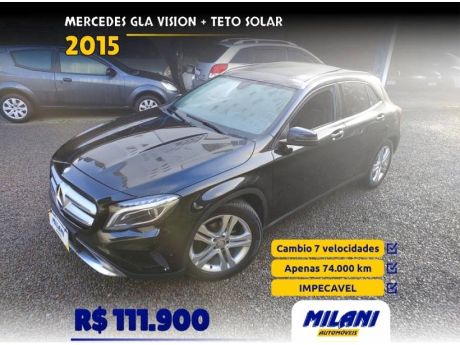 MERCEDES-BENZ - GLA 200 - 2014/2015 - Preta - R$ 111.900,00