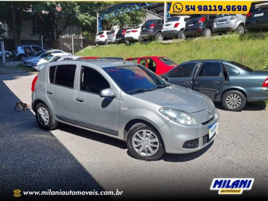 RENAULT - SANDERO - 2012/2012 - Prata - R$ 34.900,00
