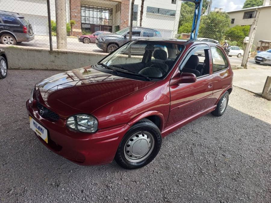 CHEVROLET - CORSA - 1997/1998 - Vinho - R$ 14.800,00